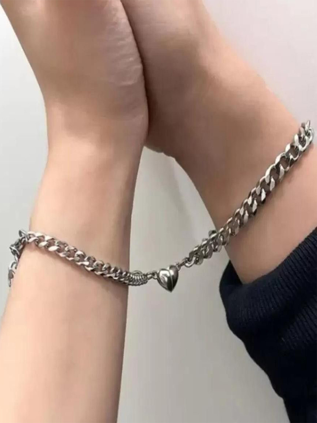 Ringzinnie Bracelets