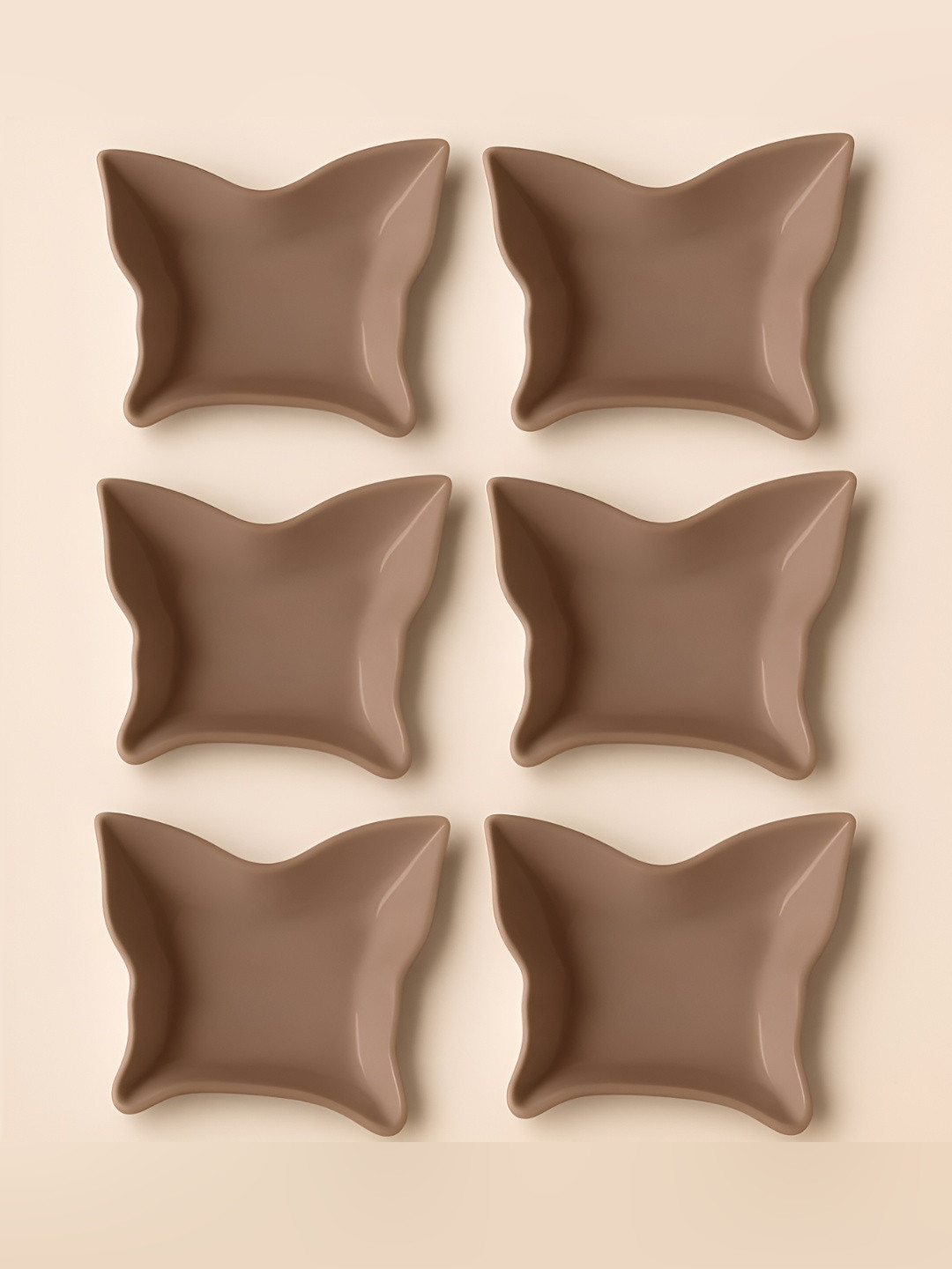 Baskety Brown 6 Pieces Butterfly Shape Serving Small Plates