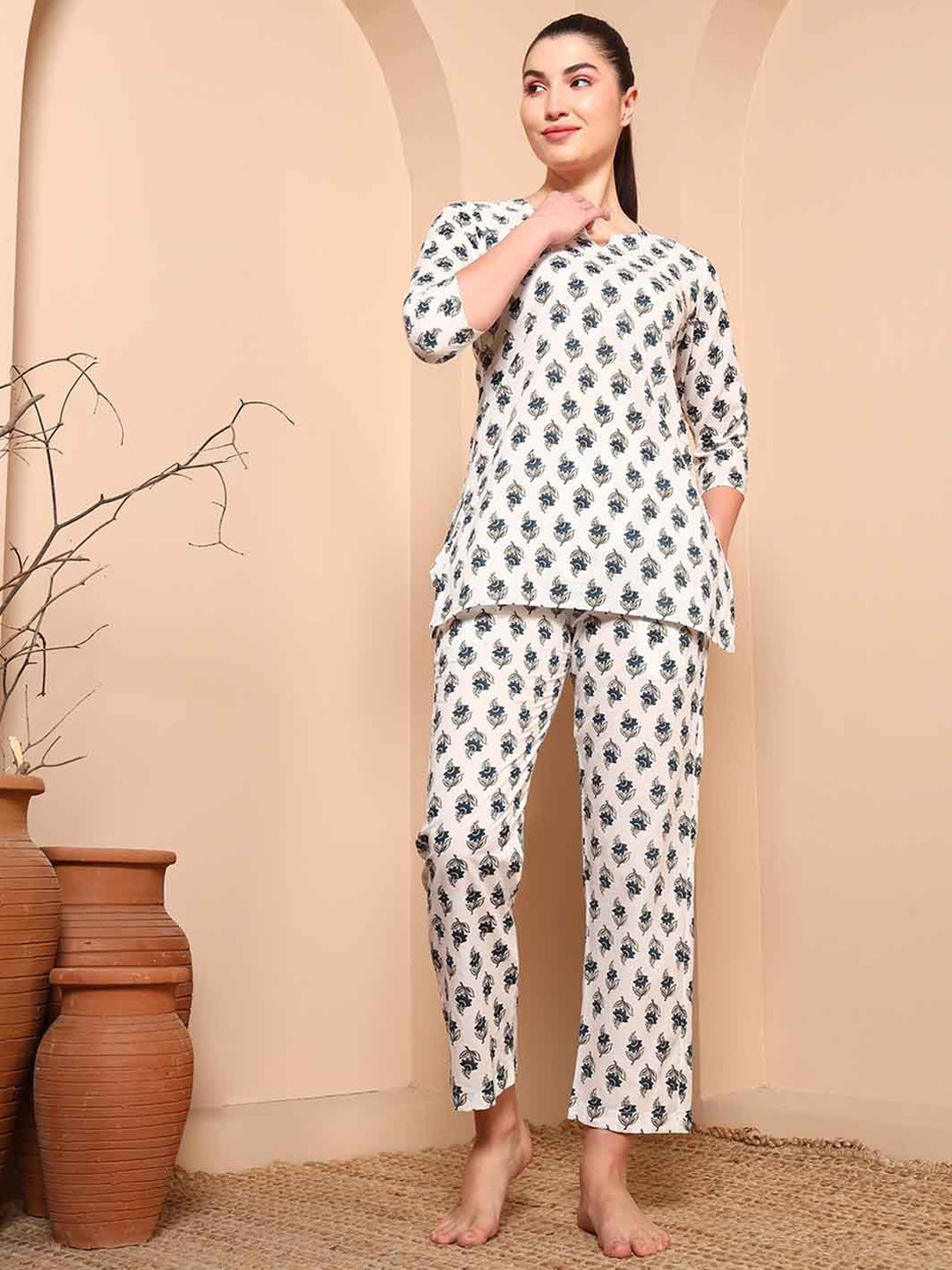 Harts And Darts Floral Printed Cotton Night Suit