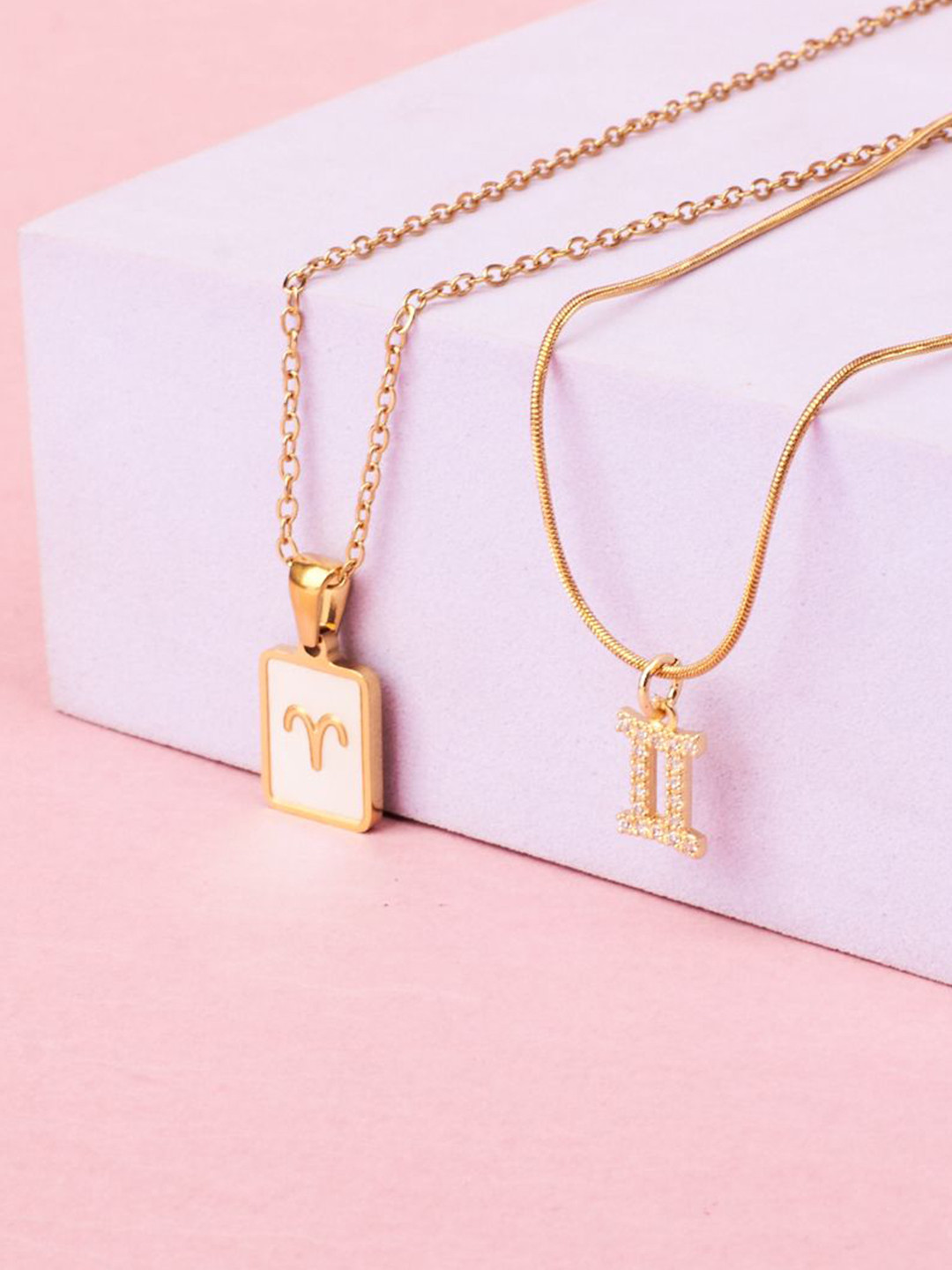 SALTY Set Of 2 Aries & Gemini Pendant With Chain