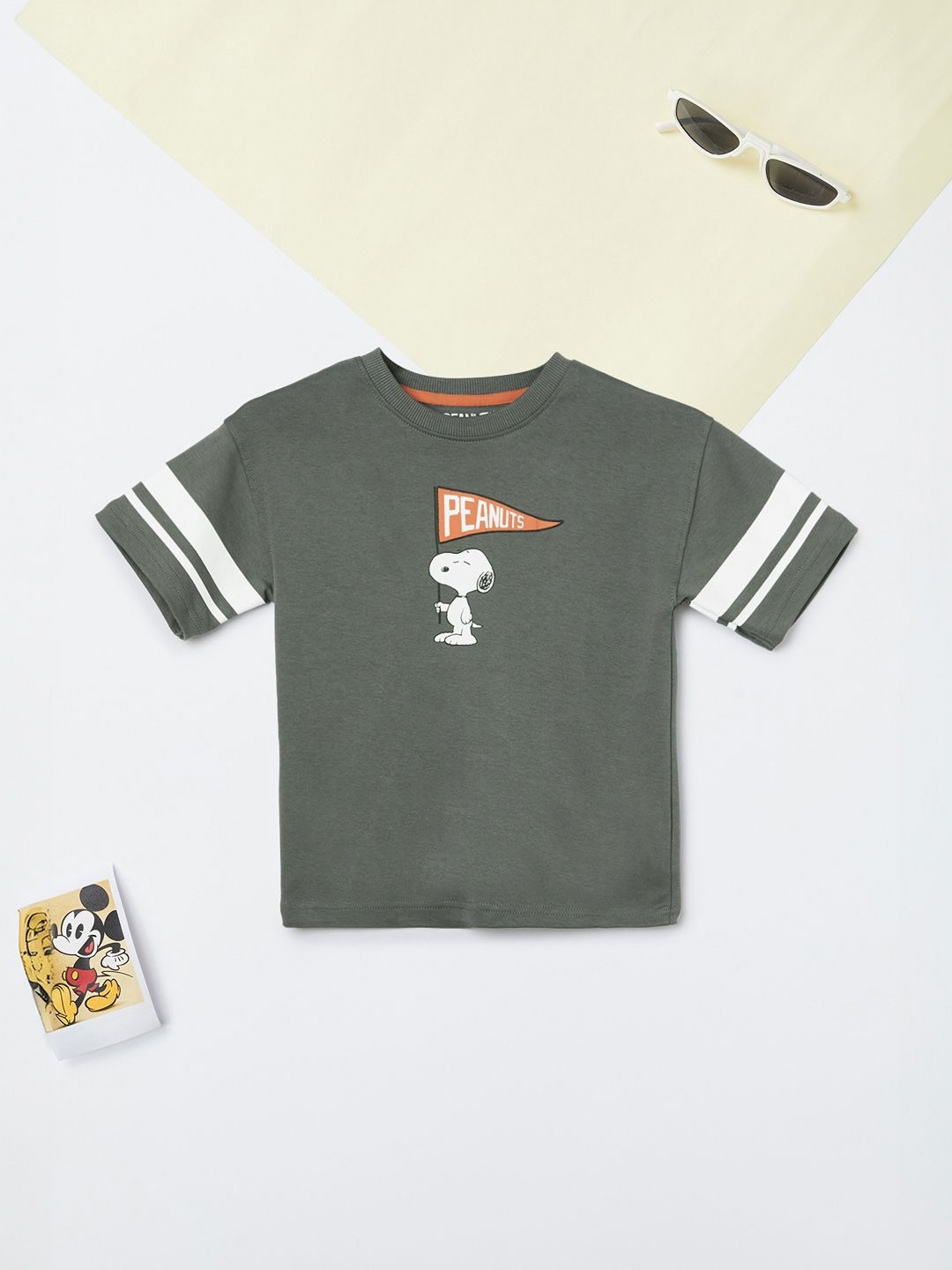 max Boys Peanuts Graphic Printed Round Neck Pure Cotton T-shirt