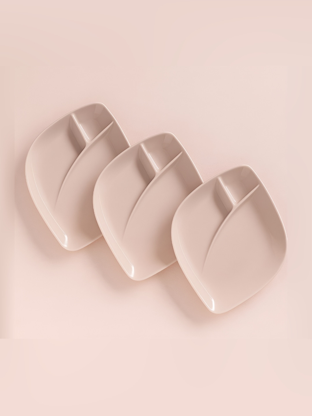 Baskety Beige 3 Pieces Leaf Shape Serving Small Plates