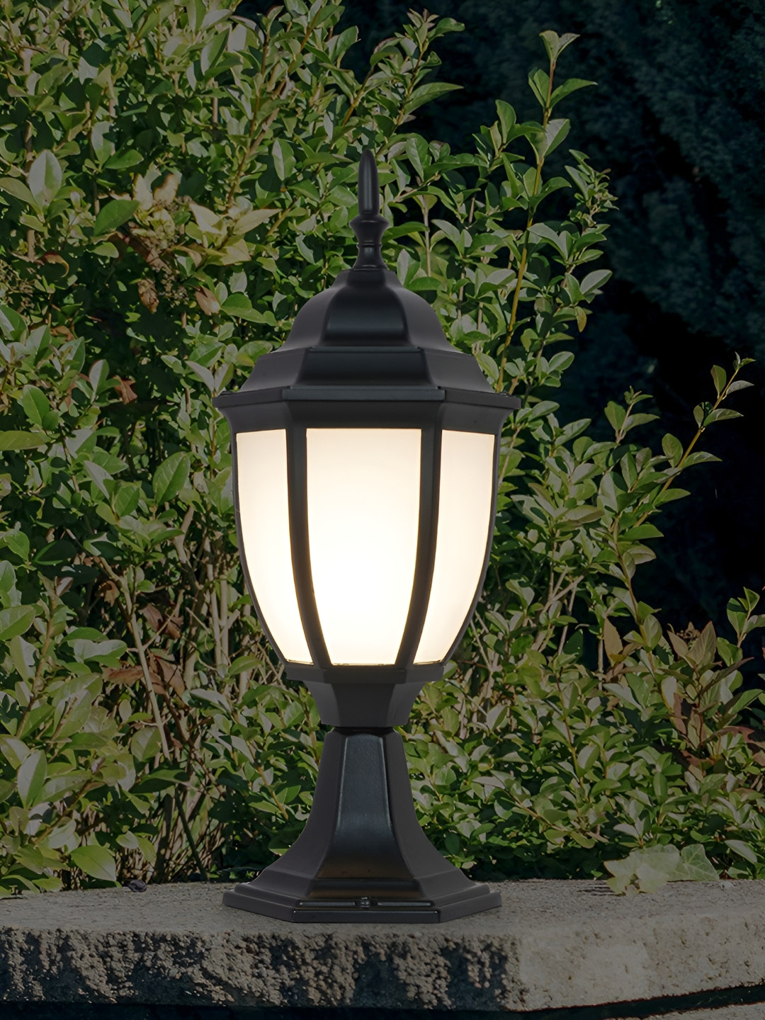 Fos Lighting Black Textured Gate Light Outdoor Lamp