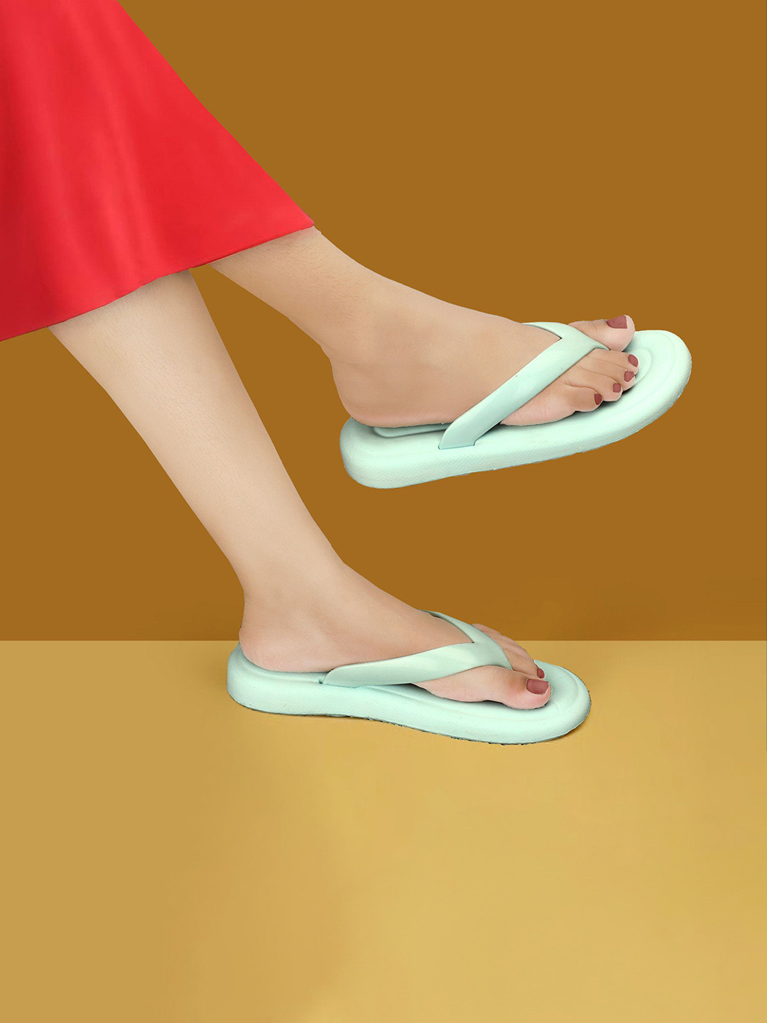 INKLENZO Women Rubber Thong Flip-Flops