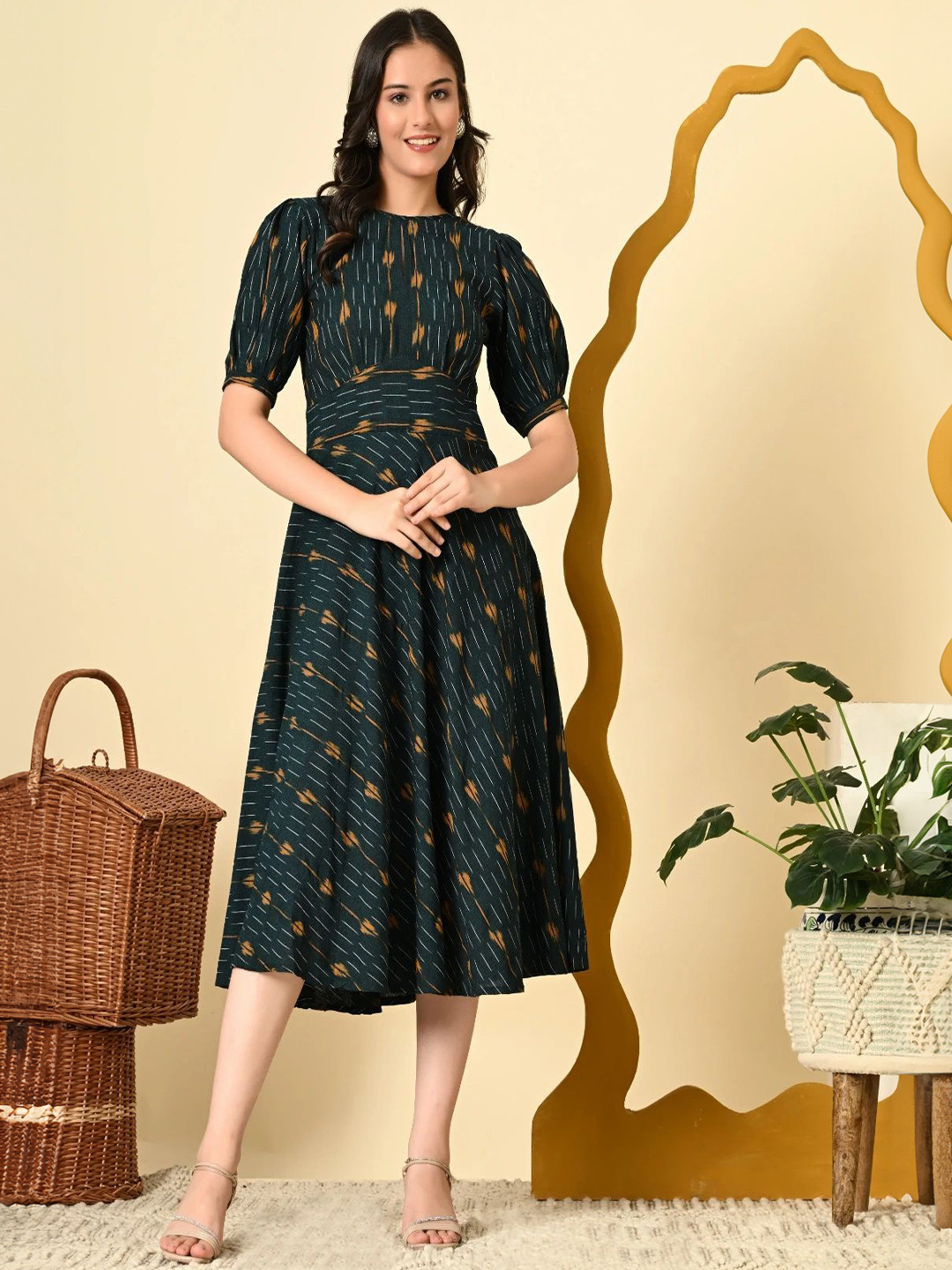 DIIWATAA Women Printed Puff Sleeve Fit and Flare Midi Dress