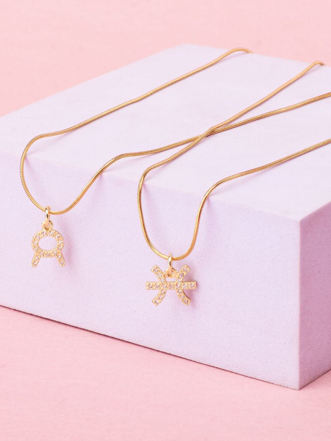 SALTY Set Of 2 Taurus & Pisces Pendant With Chain