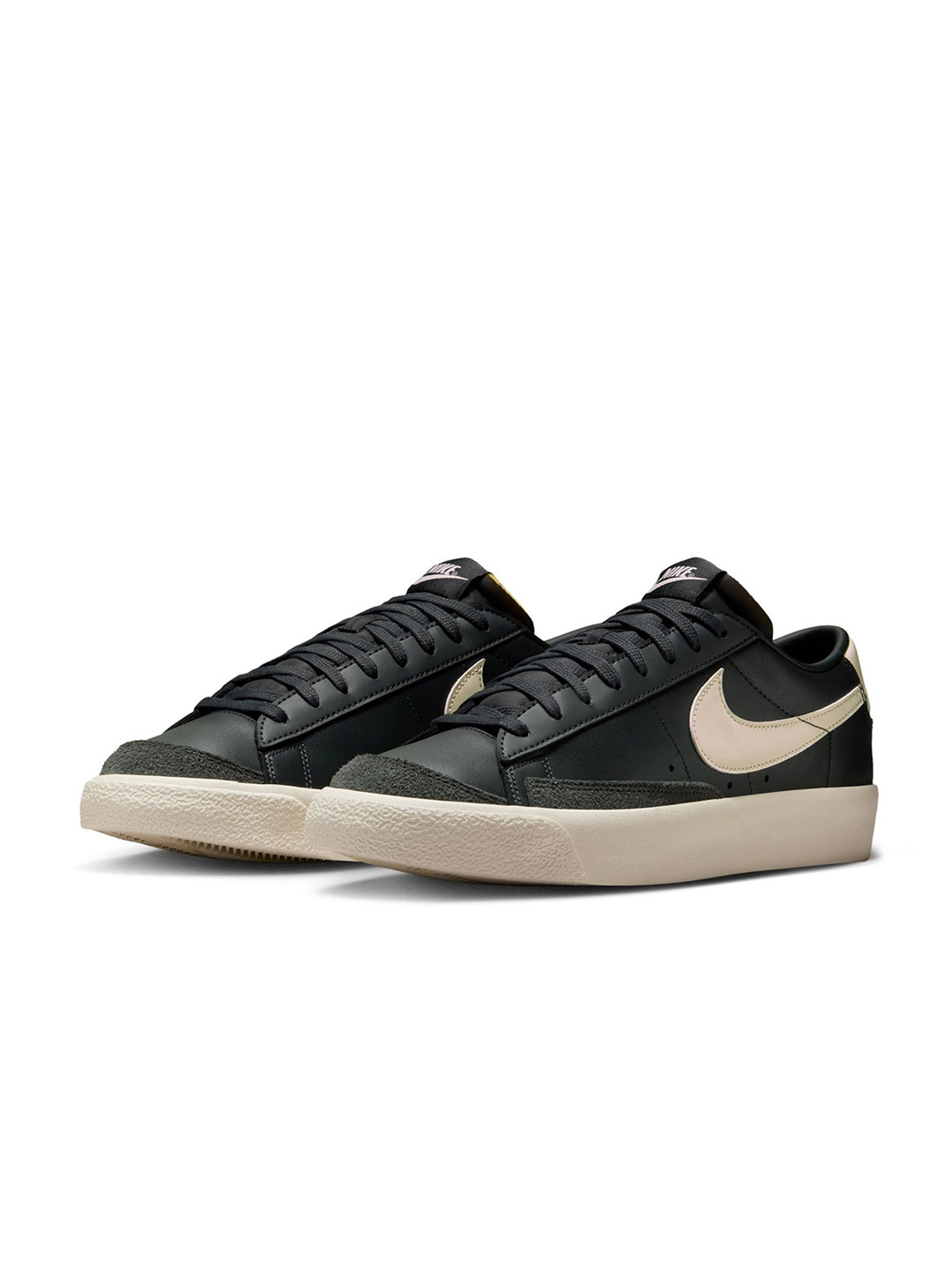 Nike Men Blazer Low '77 Vintage Men's Shoes