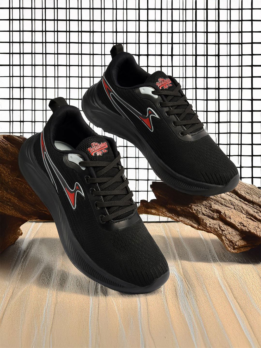 The Roadster Lifestyle Co Men Training Shoes