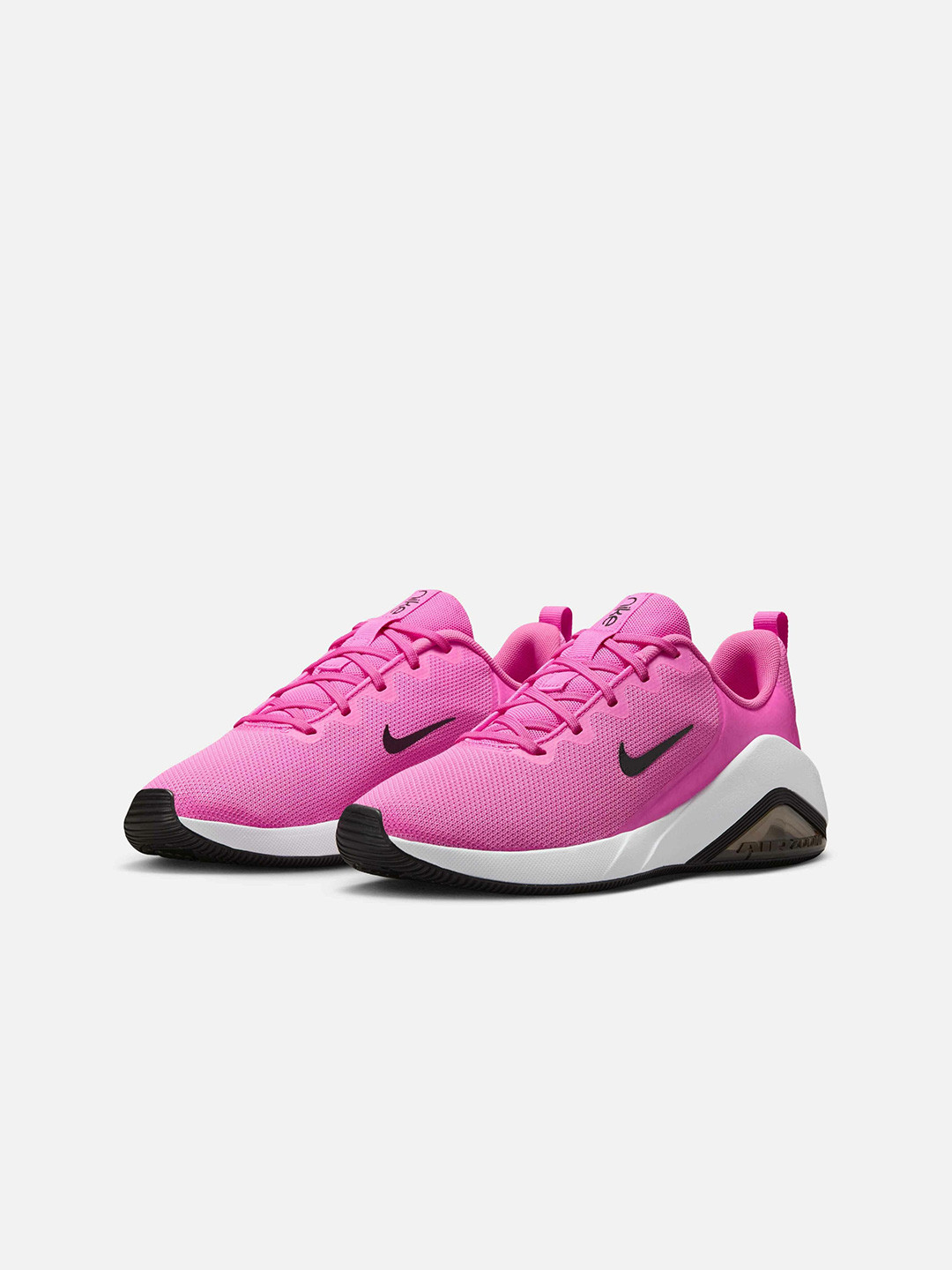 Nike Women's Bella 7 Lace-Ups Workout Shoes