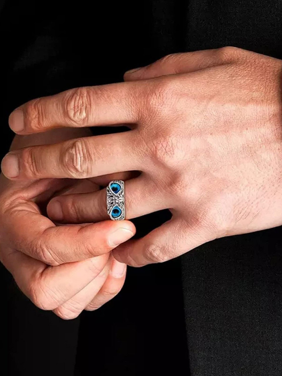 Ringzinnie Unisex Blue & Silver-Toned Stainless Steel Owl Ring