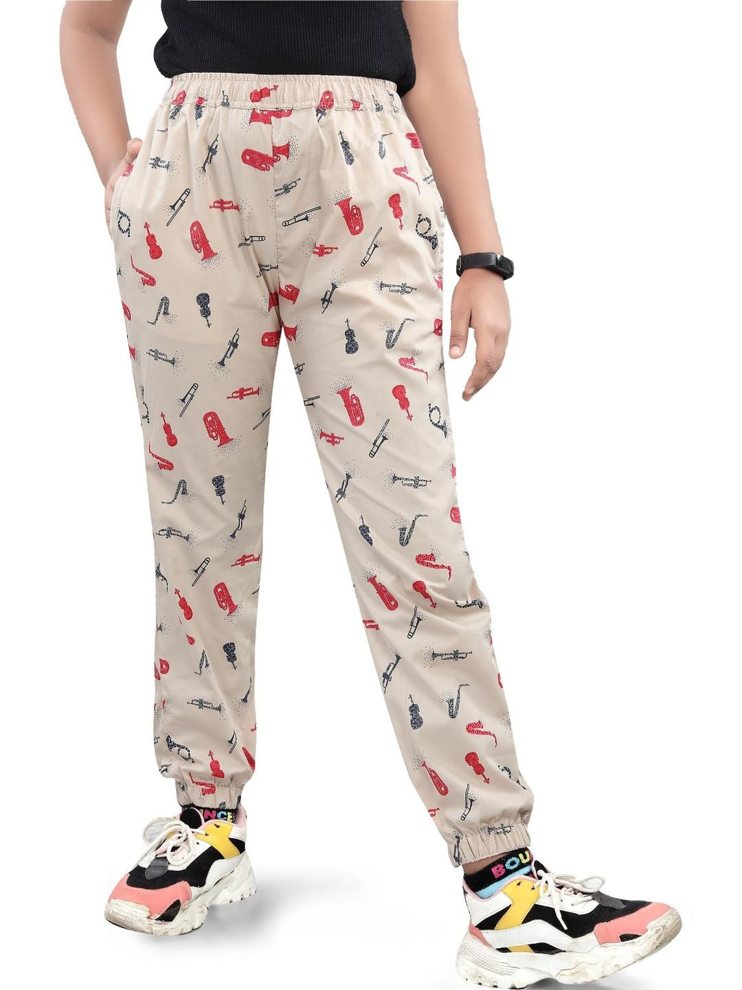 UNOseven Girls Stylish Printed Joggers
