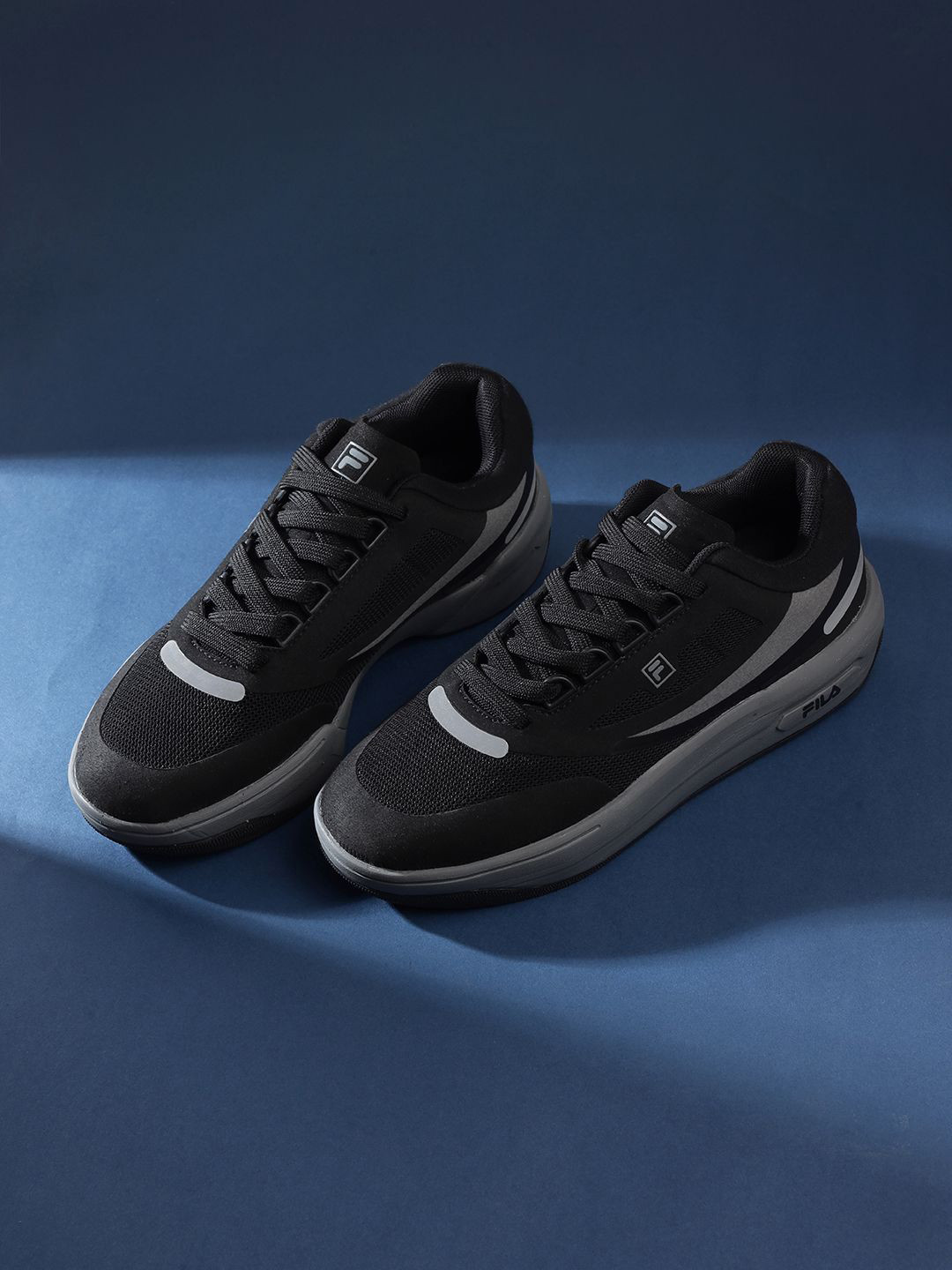 FILA FX I Men Colourblocked Lace-Ups Sneakers