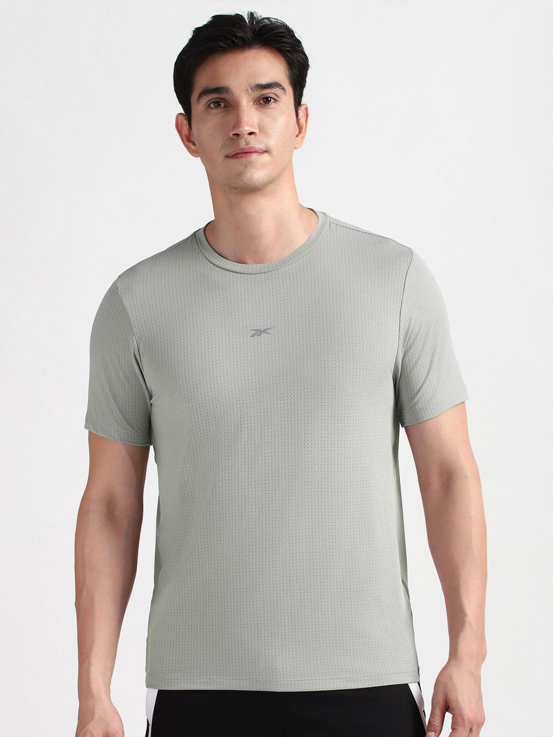Reebok Men Self Design Round Neck T-shirt