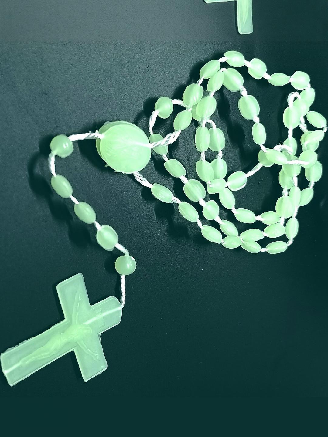 Dynamic Retail Global Men Handcrafted Beaded Chain With Cross Rosary Chain