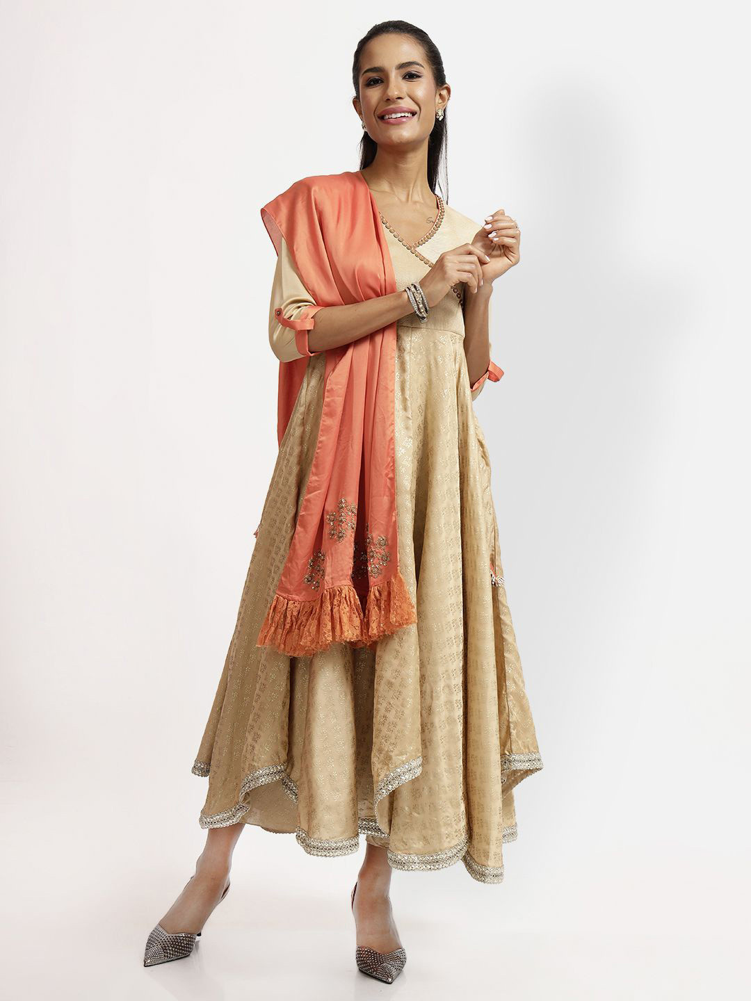 LELA Women Solid Regular Satin Stole