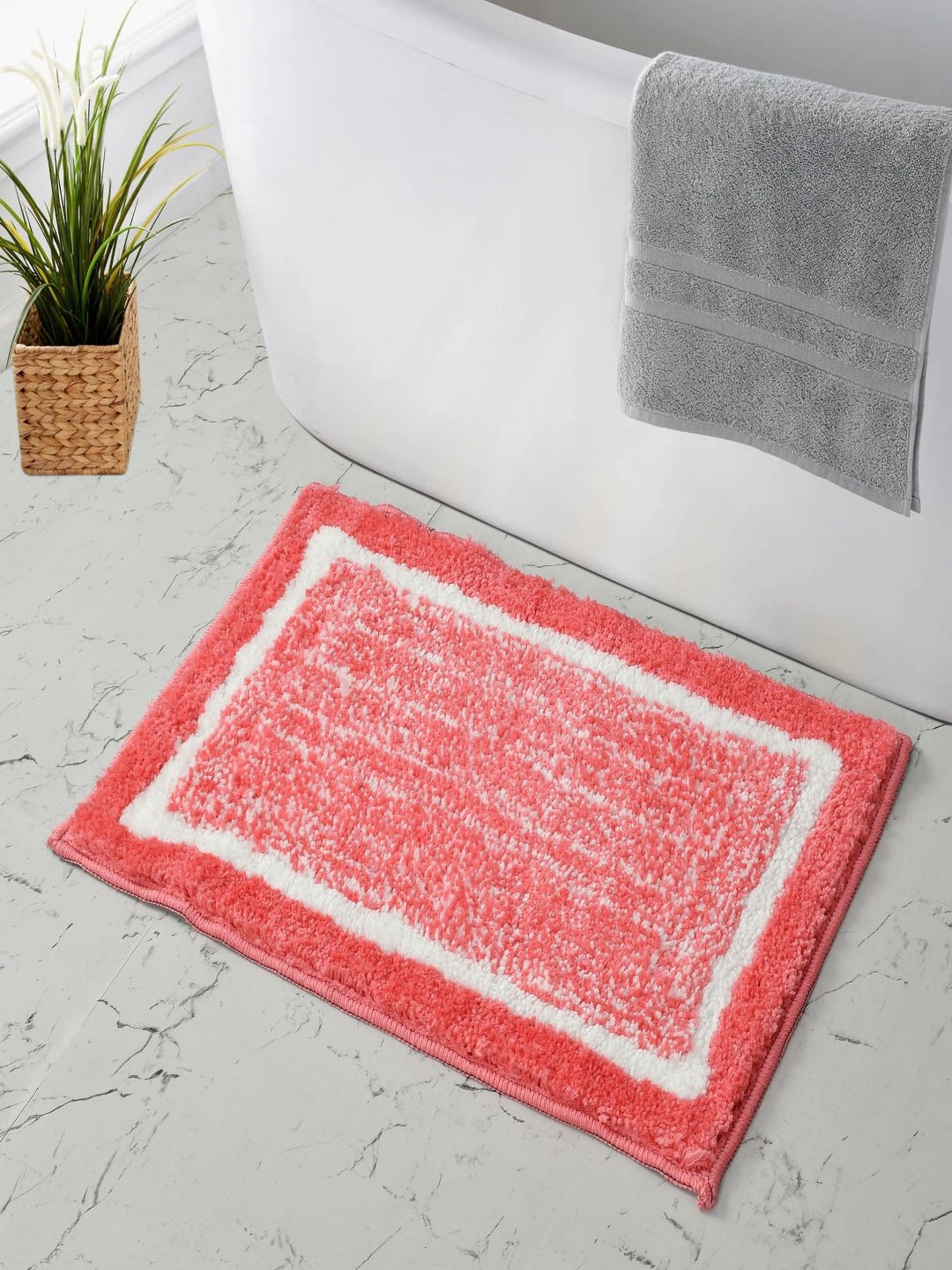 MAA HOME CONCEPT Pink & White Striped Microfibre Bath Rugs
