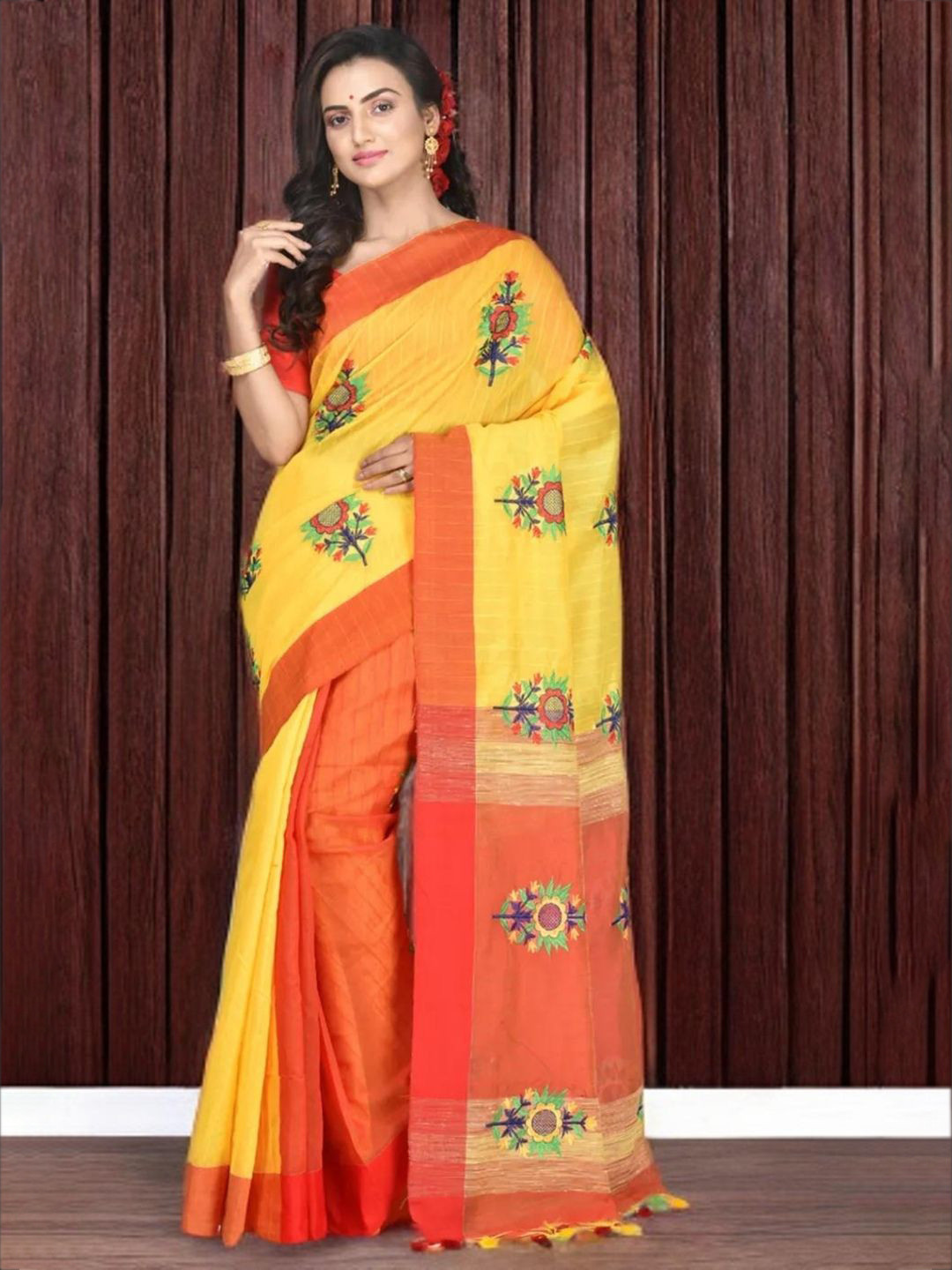 Crochetin Floral Embroidered Woven Design Border Saree with Blouse Piece