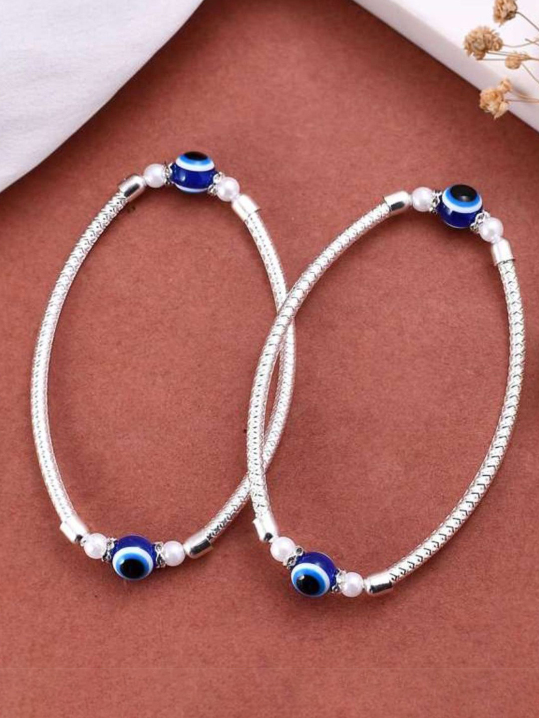 VS Unique Collection Silver-Plated Artificial Stones and Beads Anklet