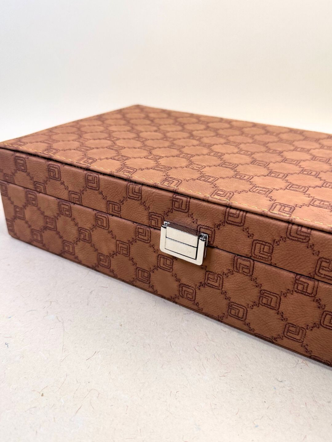 La Trove 12 Slot Tan Leather Wrist Watch Organiser Closet Box