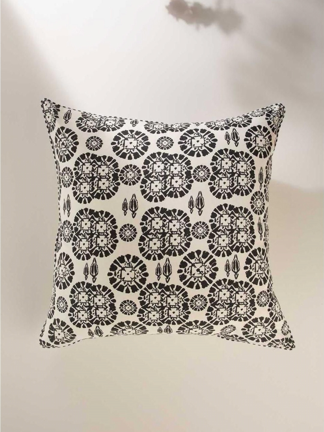 FREEDOM TREE White & Black Geometric Printed Cotton Square Cushion Covers