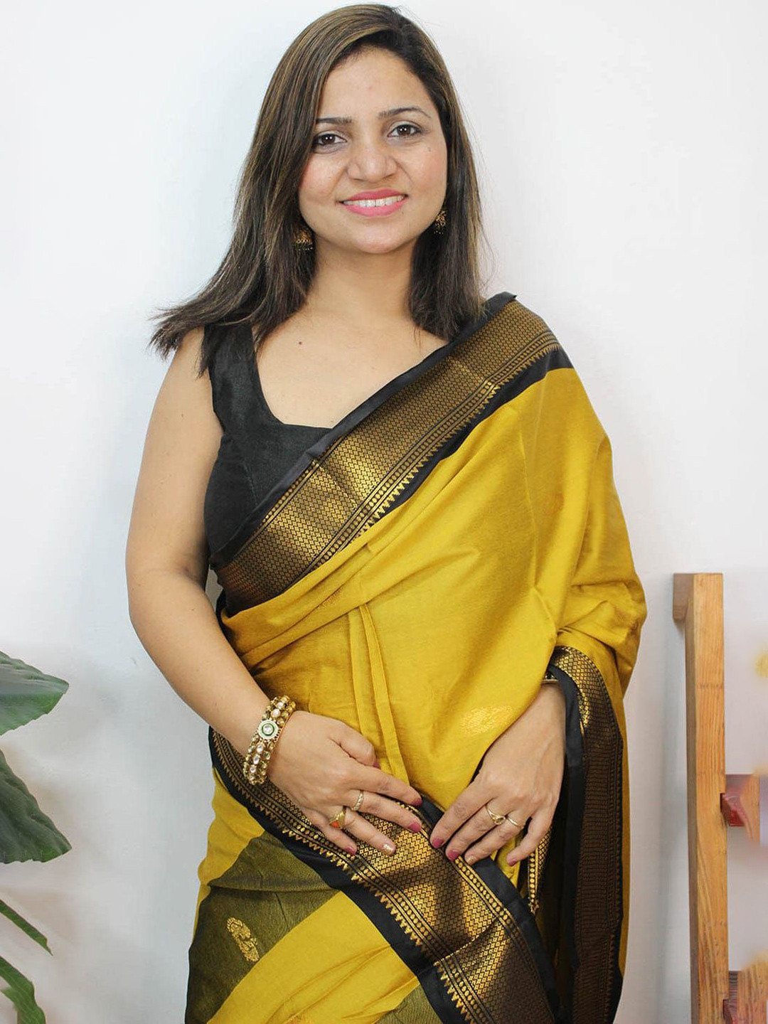 A S CREATION Woven Design Zari Border Kanjeevaram Saree