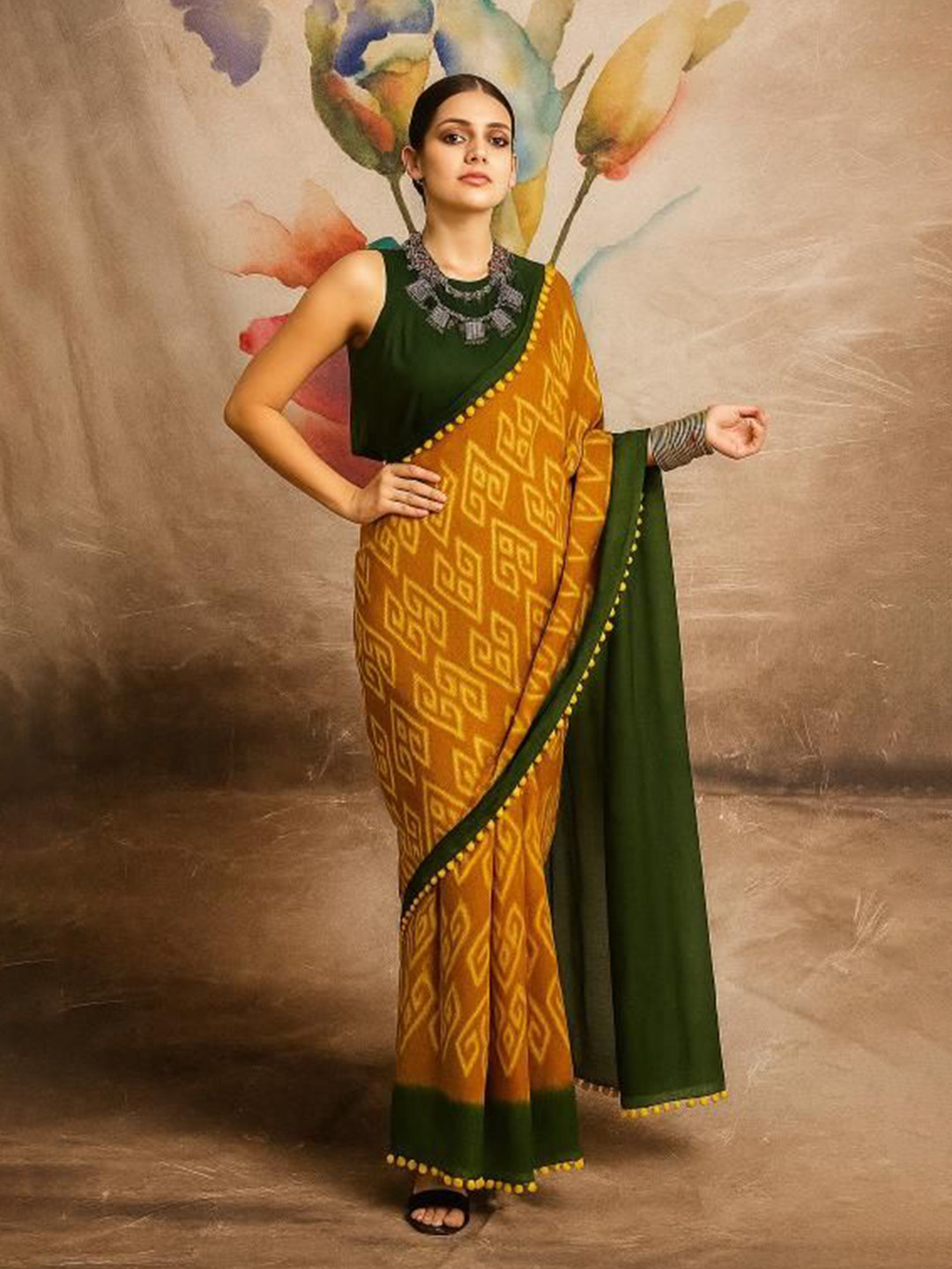 FASHION STROM Geometric Printed Saree with Blouse Piece