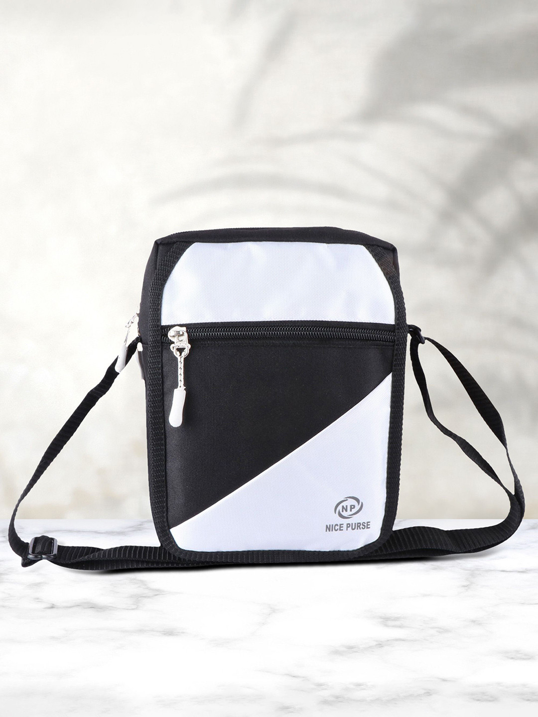 NICE PURSE Colourblocked Oversized Shopper Pouch