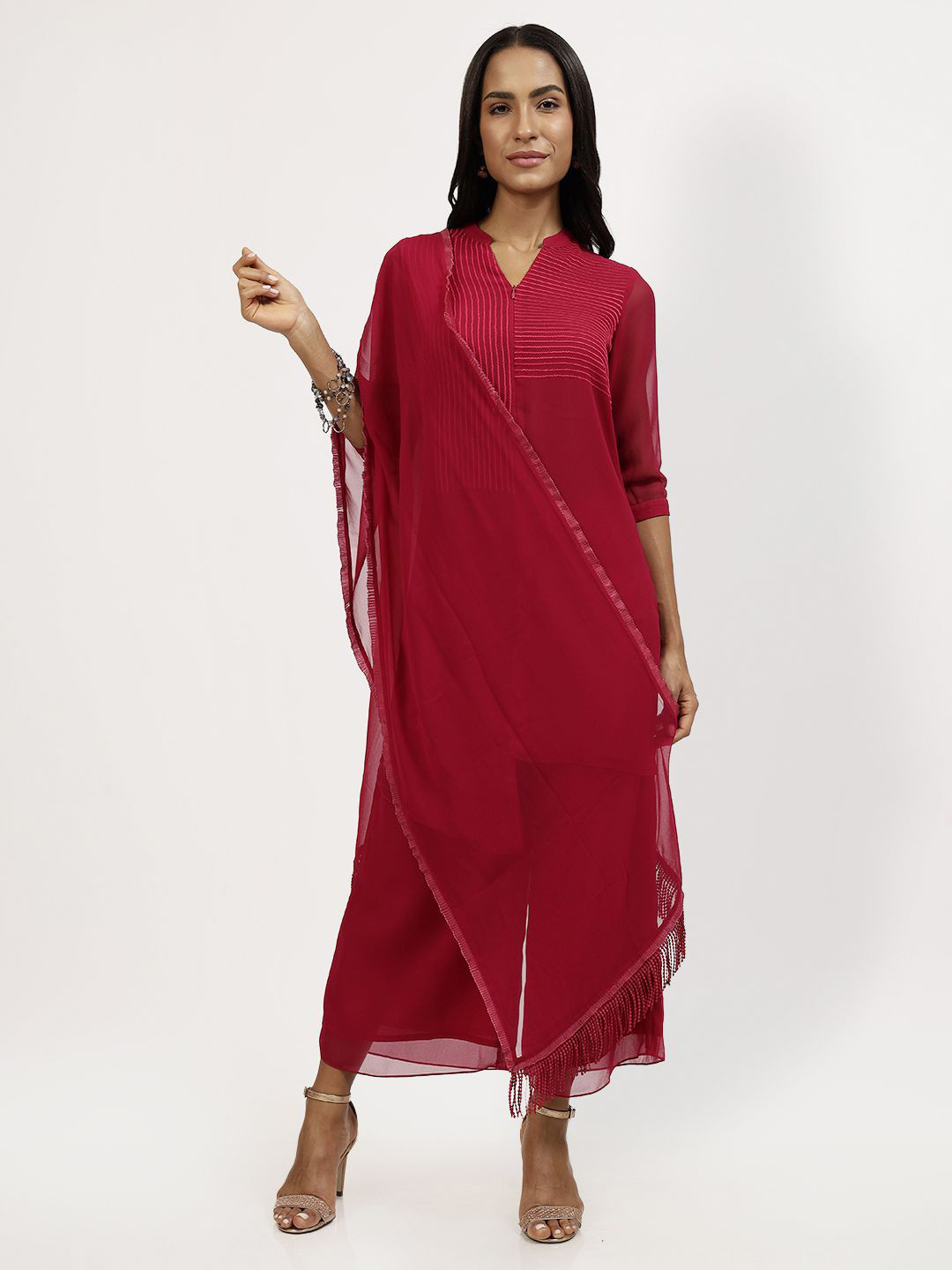 LELA Women Georgette Stole With Camical Lace Tasselled Border