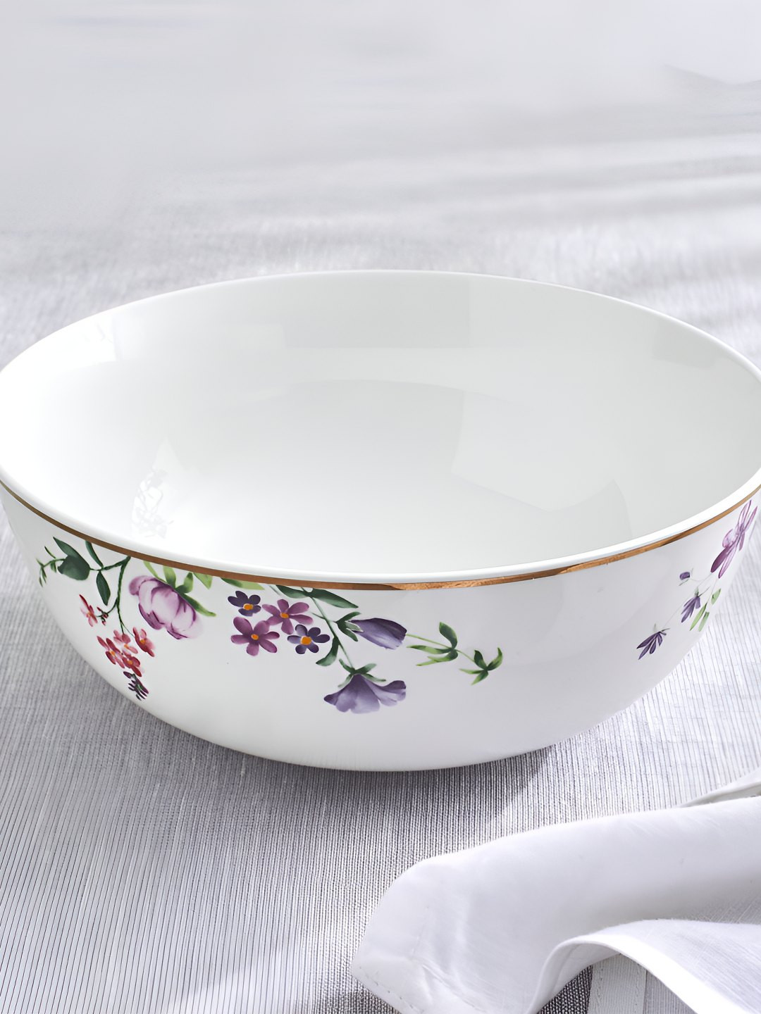 Home Centre White Porcelain Easy to Clean Serving Bowl 1.21L