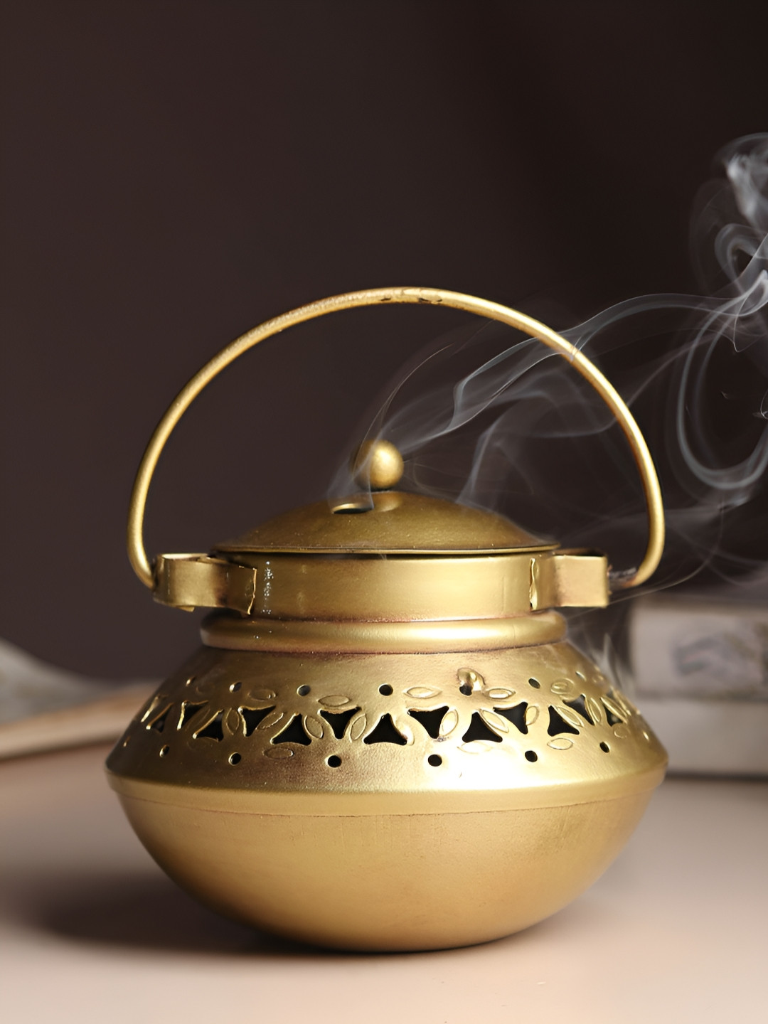 HABERE INDIA Gold-Toned Candle Holder