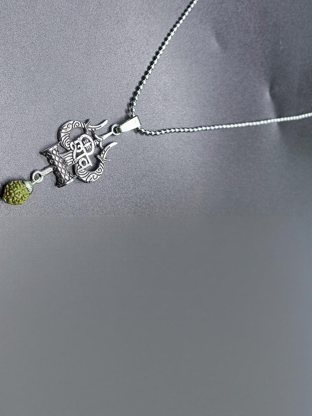 Dynamic Retail Global Men's Shiva Chain