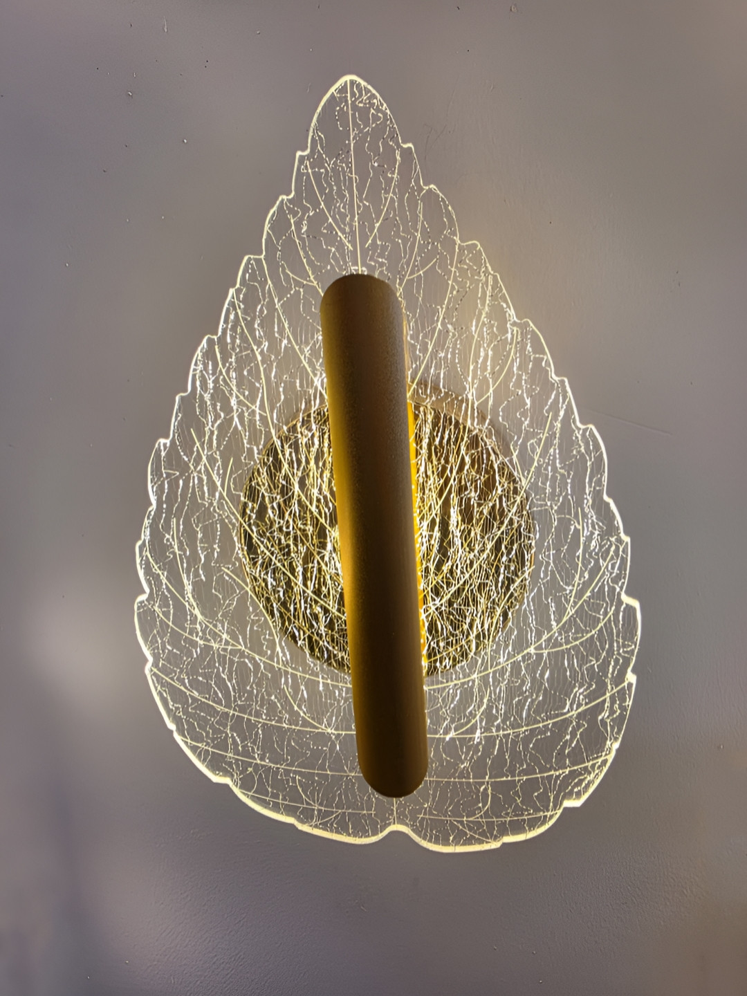 GAUVIK Gold-Toned Textured Acrylic Abstract 3 Different Color Mode Changing Led Wall Lamp