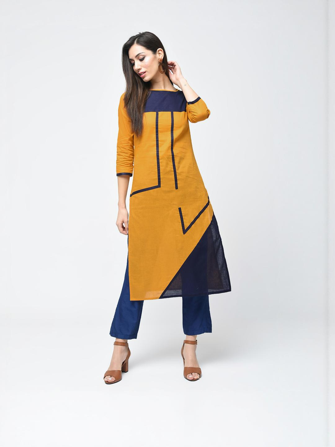 ANIYAH Women Boat Neck Pure Cotton Kurti