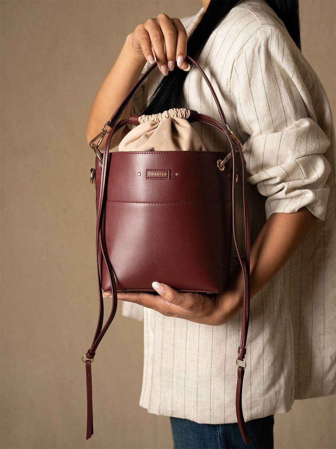 Theater Blaze Women Solid Sling Bag