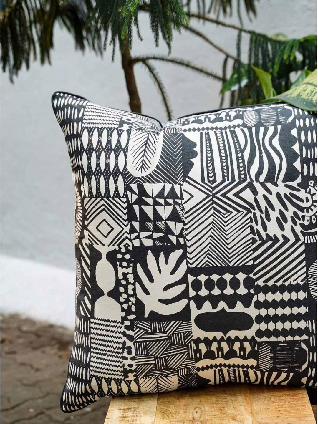 FREEDOM TREE Patchwork Black & White Geometric Printed Cotton Square Cushion Cover