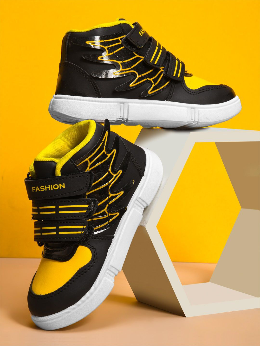 YK Pankh Boys Round Toe Velcro Sneakers