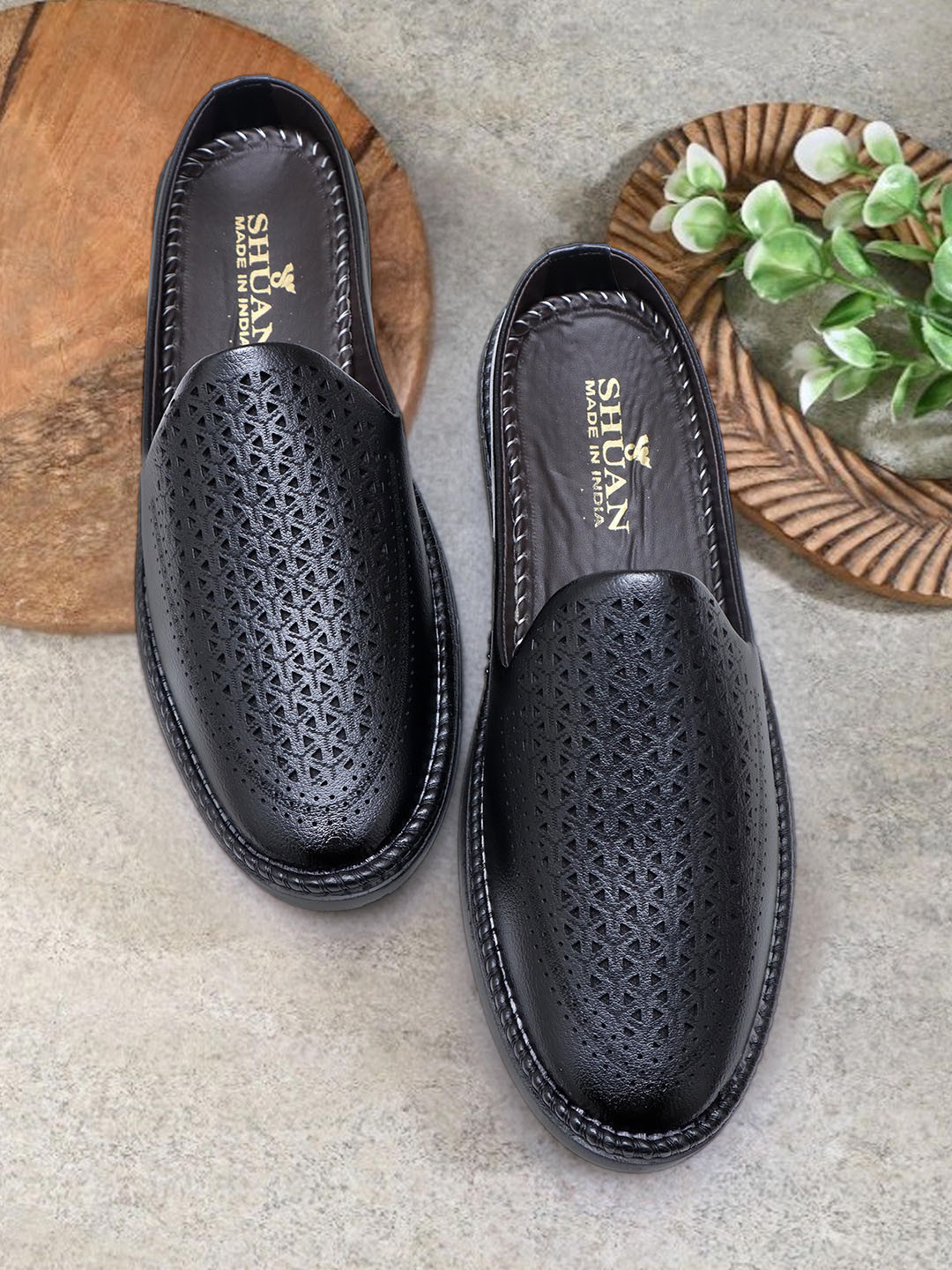 SHUAN Men Textured Leather Smart Casual Mules