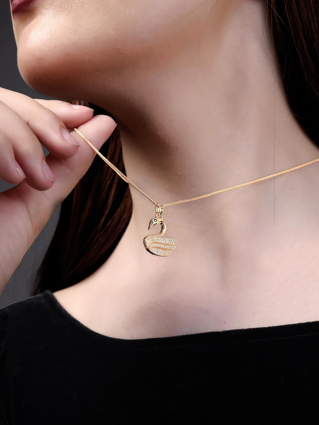 Seora Gold Plated Swan Shaped Pendant with Chain