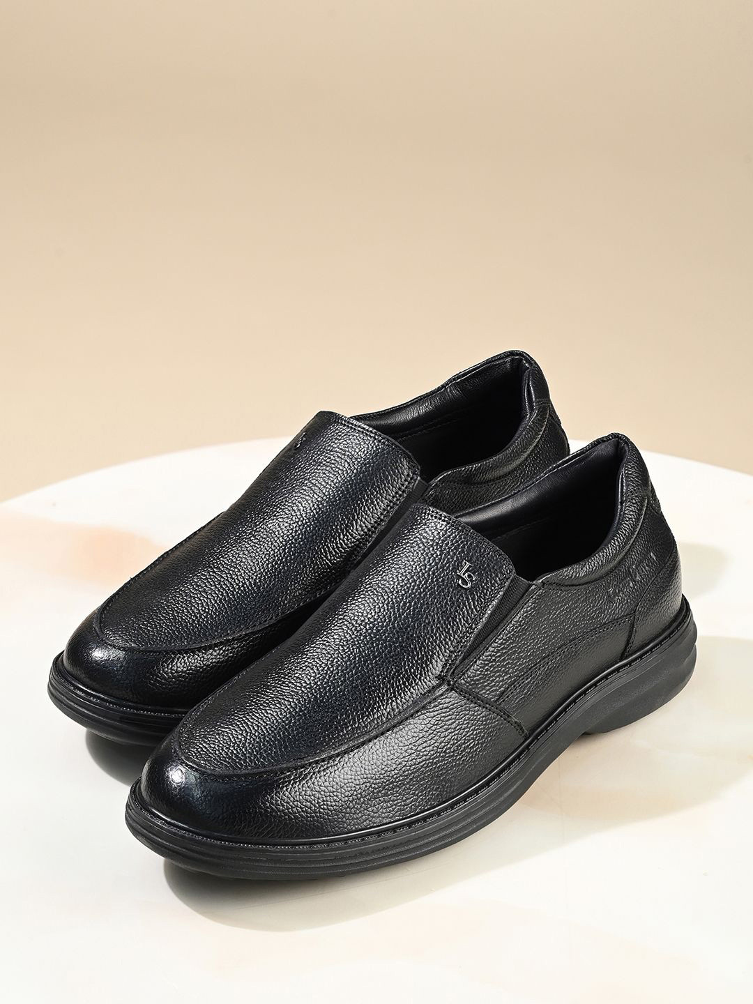 LOUIS STITCH Men Jet Black Leather Slip-On Moccasin Shoes