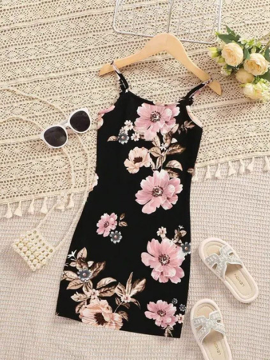 IKONIC FASHION Girls Floral Printed Bodycon Dress
