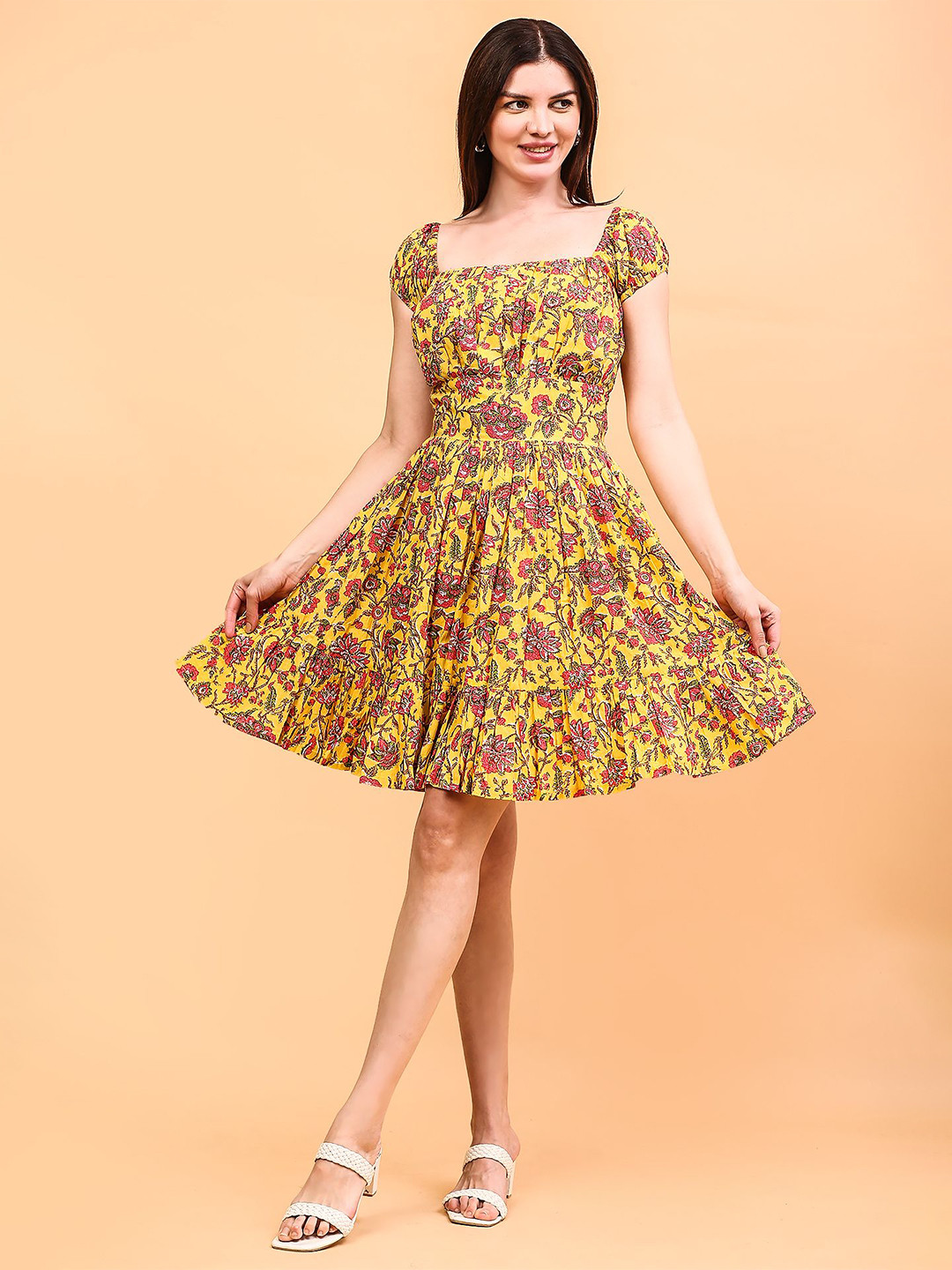 AKANYA Women Floral Print Square Neck Mini Dress