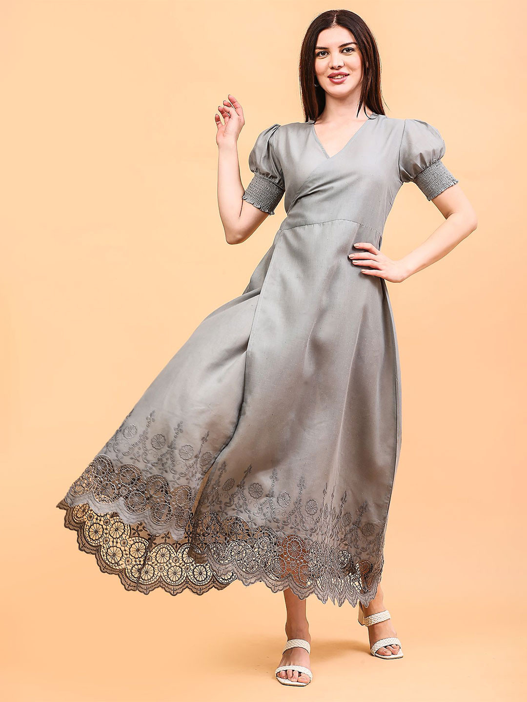 AKANYA Women Solid V-Neck Short Sleeves Maxi Dress