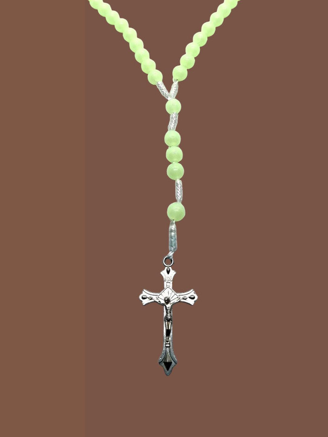 Dynamic Retail Global Men's Cross Pendant Beaded Chain