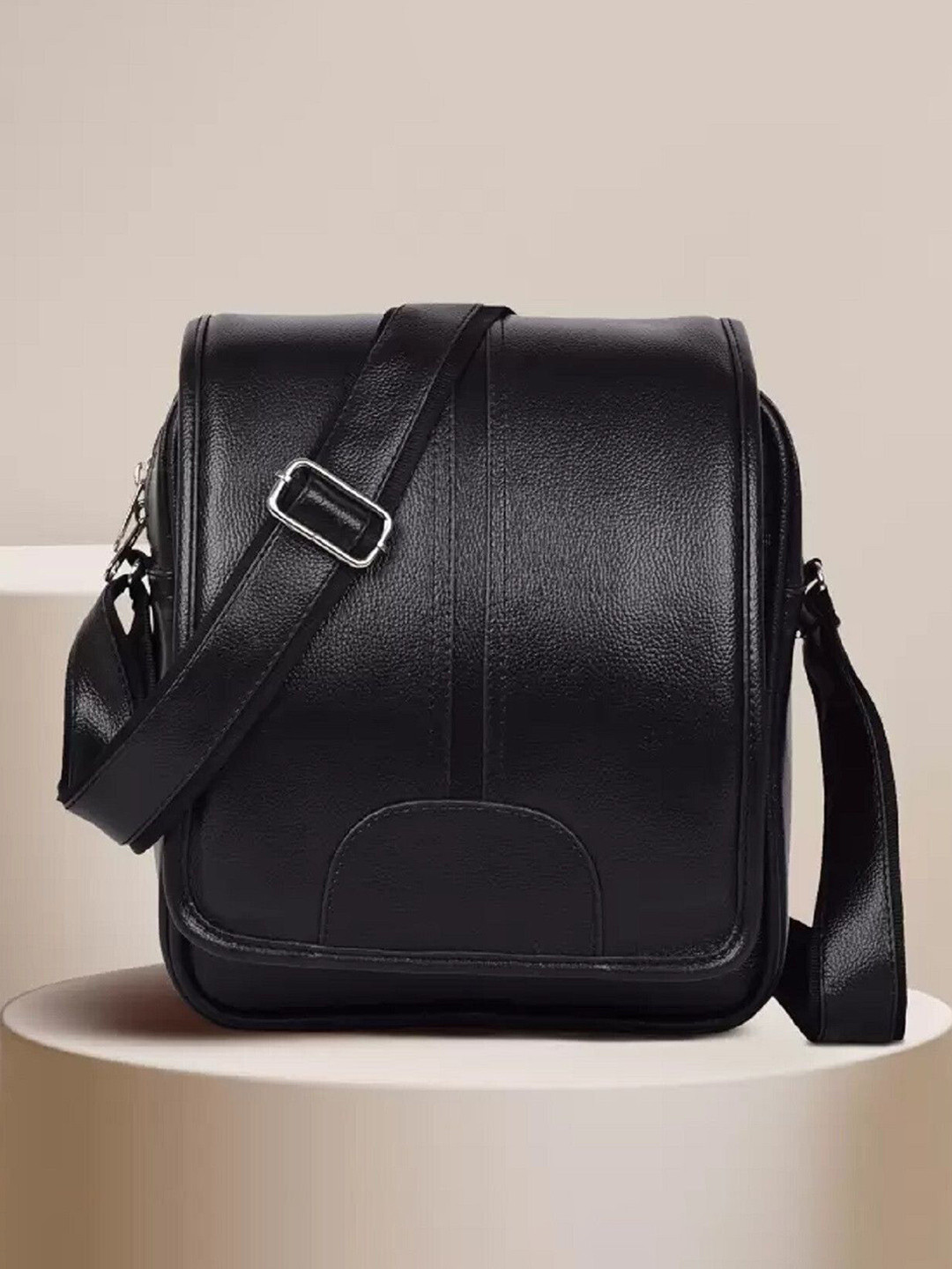 NICE PURSE Structured Handheld Pouch