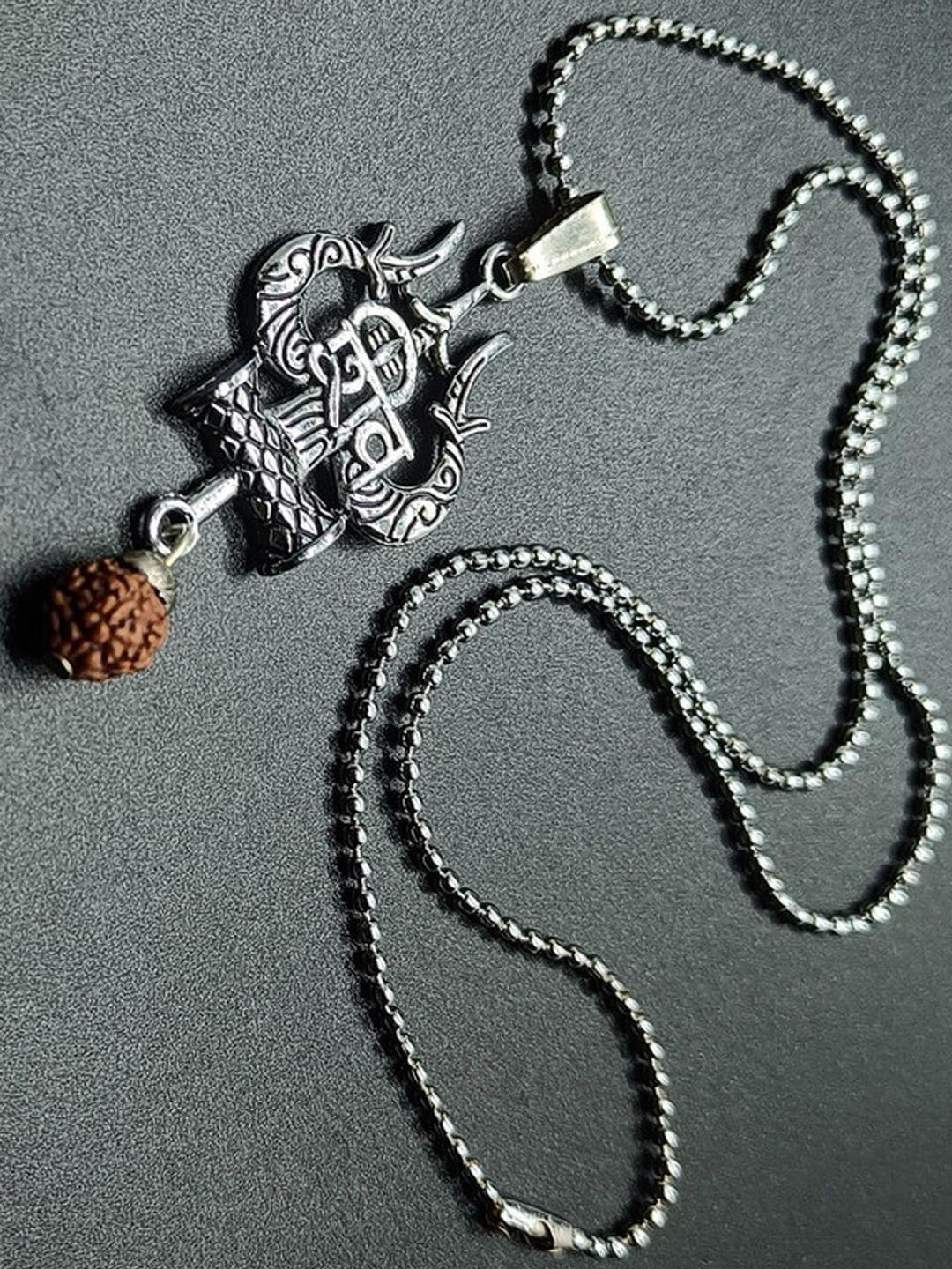 Dynamic Retail Global Contemporary Pendants with Chains