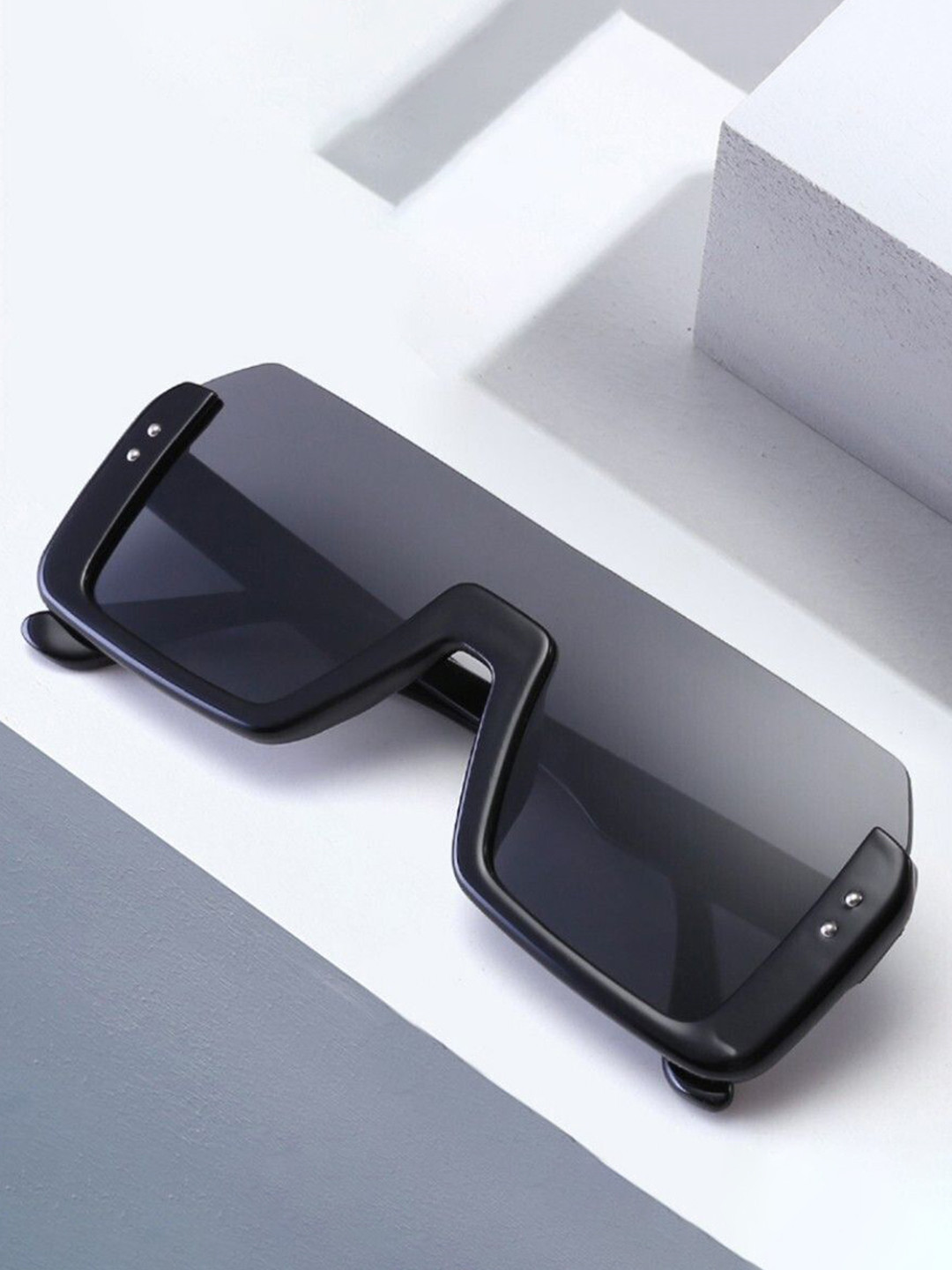 LEGEND EYEWEAR Unisex Half Rim UV Protected Lens Shield Sunglasses SGLHBHYUUHGDPQAD