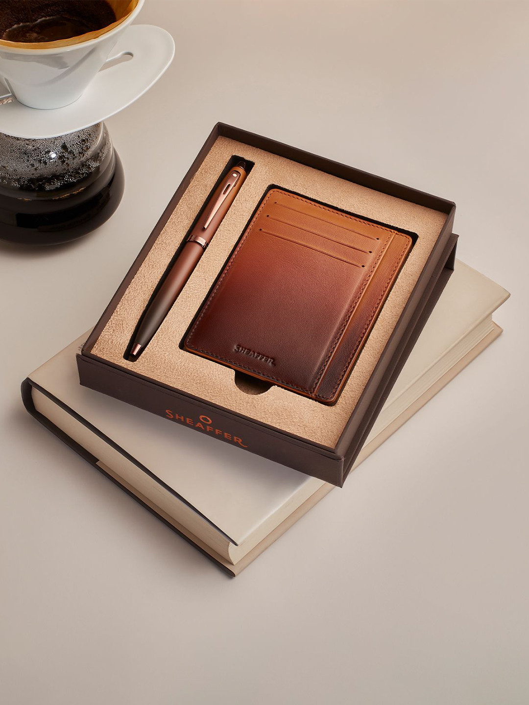 Sheaffer Unisex Accessory Gift Set of Ballpoint Pen with Credit Card Holder