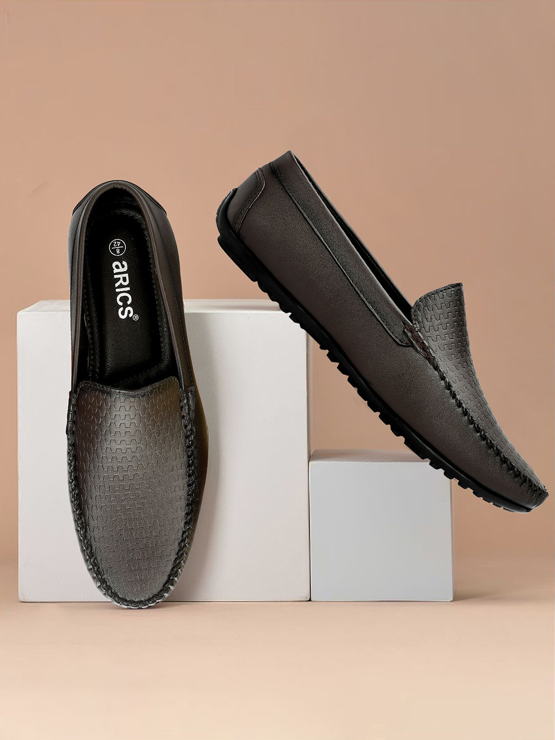 Arics Men Textured Leather Everyday Slip-On Sneakers