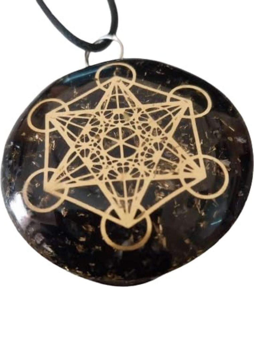 VIBESLE Circular Black Pendants