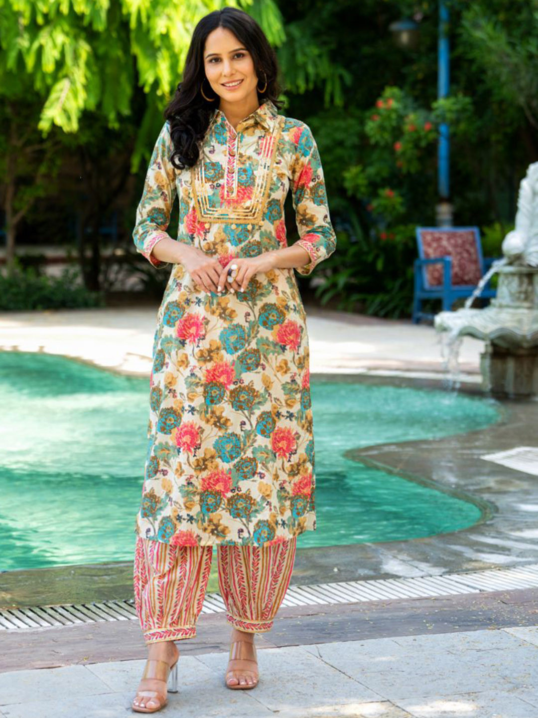 GAYRAA AFGSKKA Women Ethnic Motifs Printed Gotta Patti Pure Cotton Kurta with Salwar